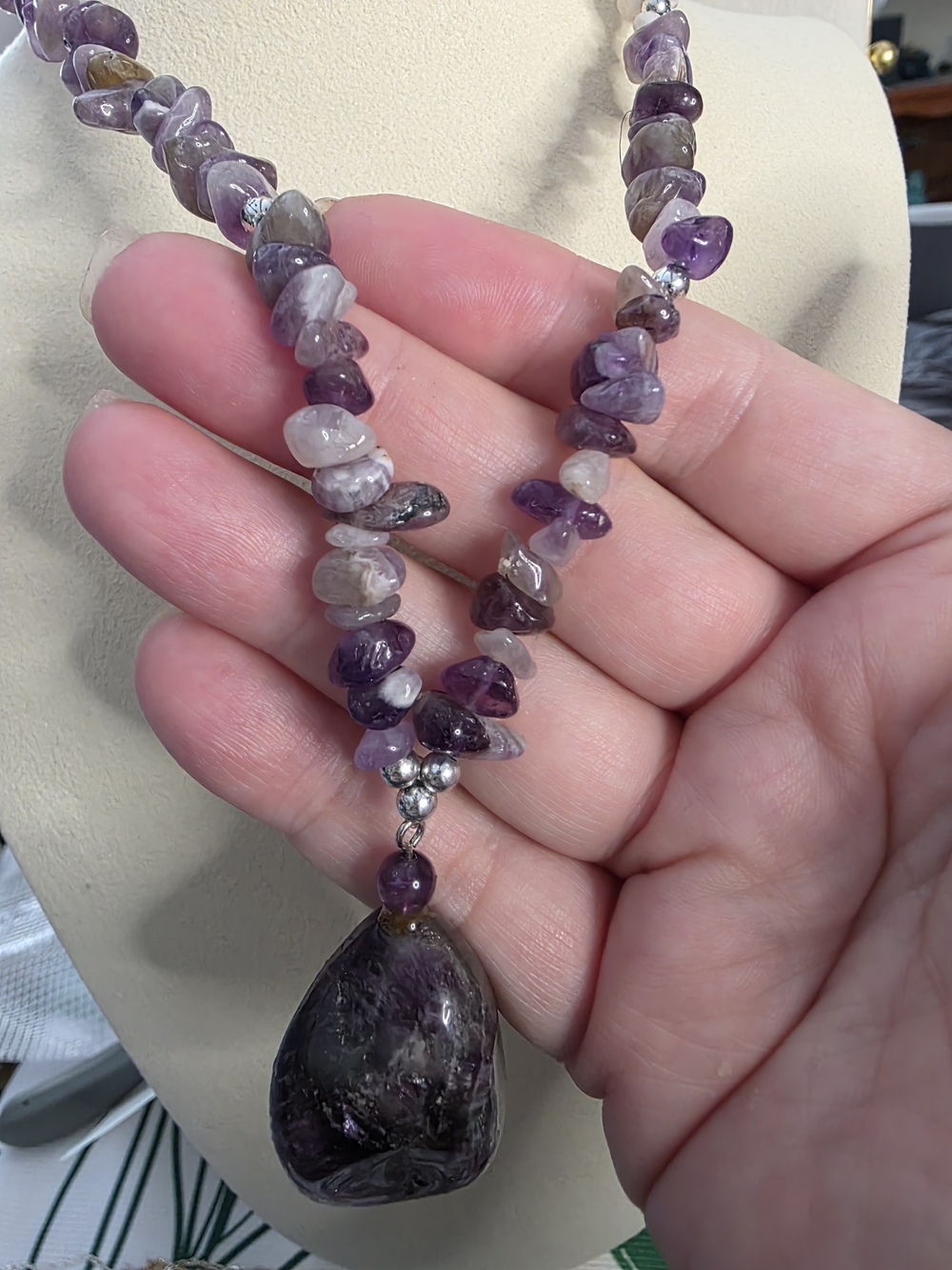 Amethyst Chip Bead Necklace with Dark Amethyst Pendant Silver Tone Hardware - Picture 5 of 10